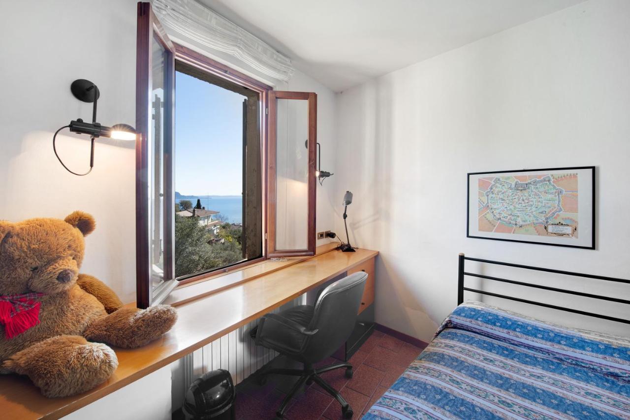 Lake View Apartment 가르도네리비에라 외부 사진